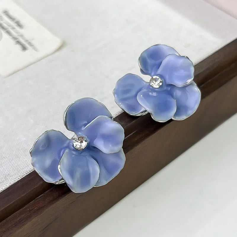 Rozy Flower Retro Earrings