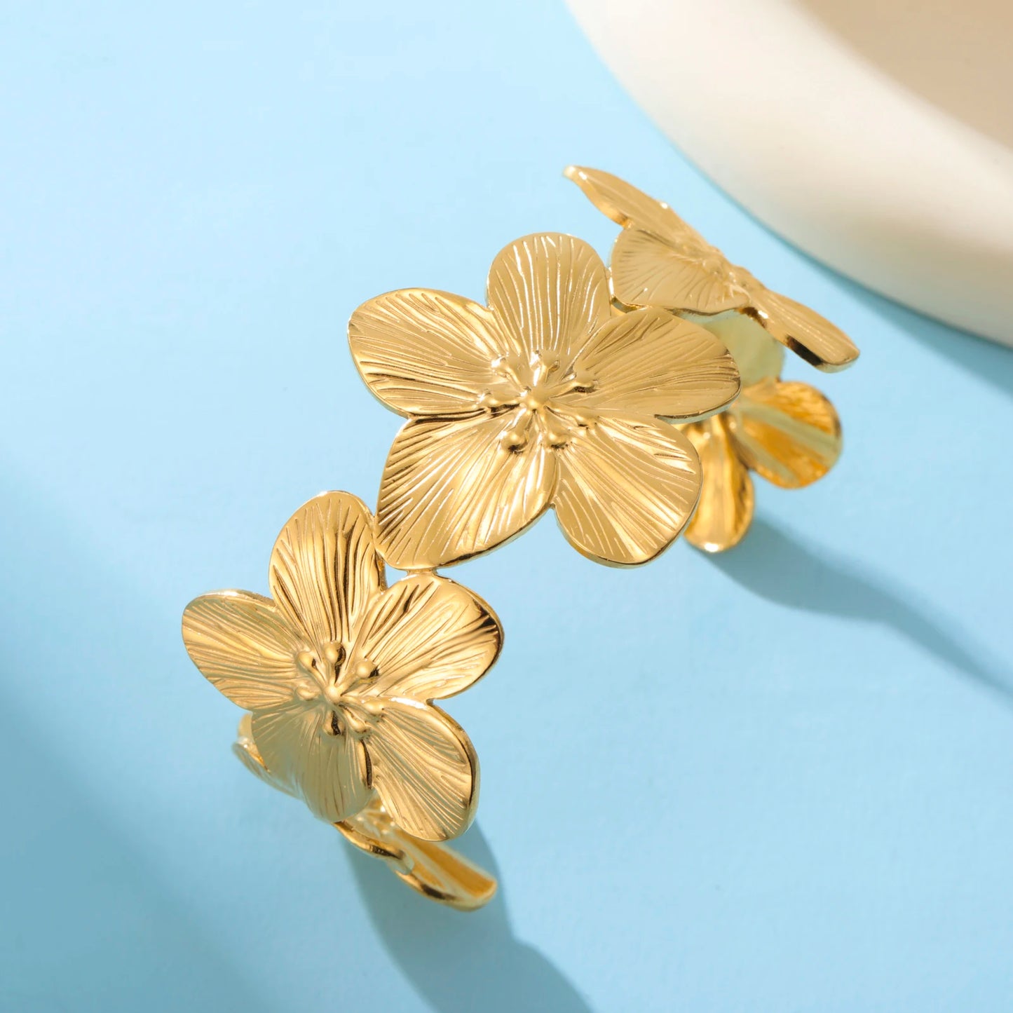 Big Flowers Cuff Bracelet
